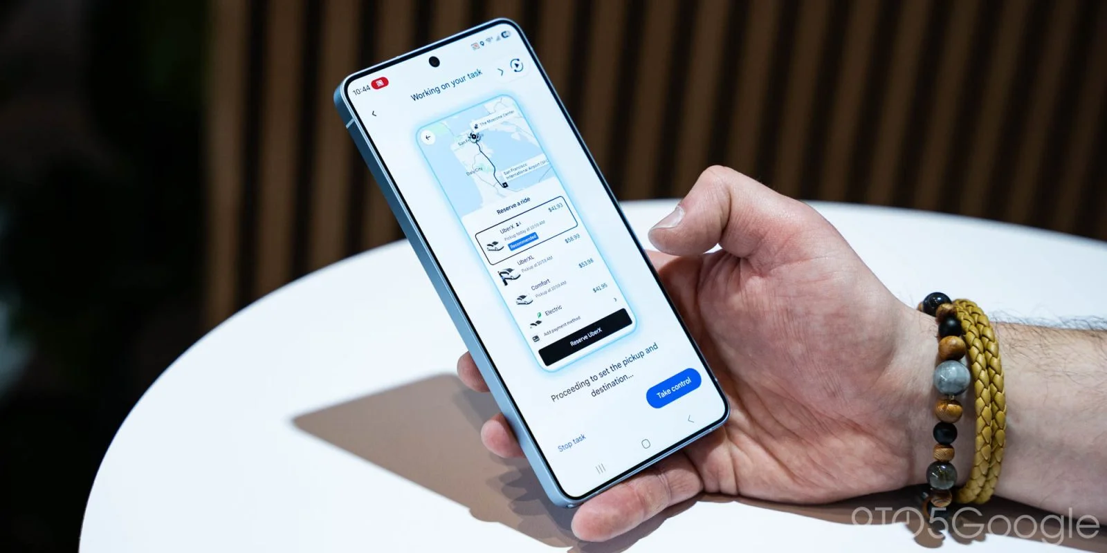 Gemini screen automation rolling out to Pixel 10 series
